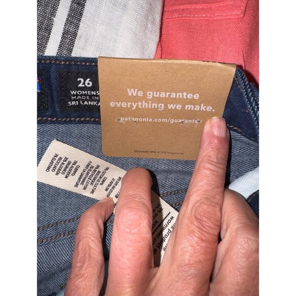 NWT Patagonia Womens Slim Jeans Dark Wash 26 Sustainable Stretch Denim Casual - Picture 4 of 9